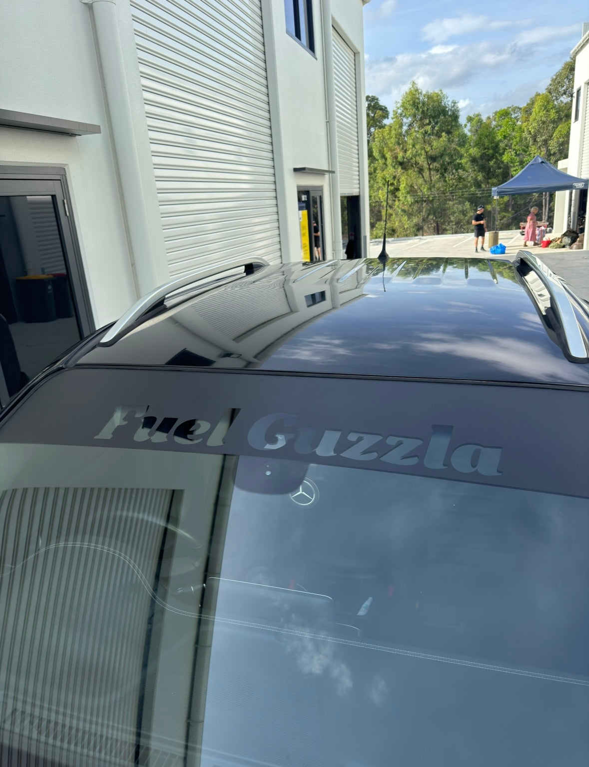 Black Out Fuel Guzzla Window Banner