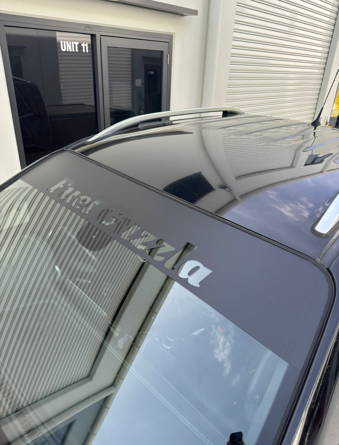 Black Out Fuel Guzzla Window Banner