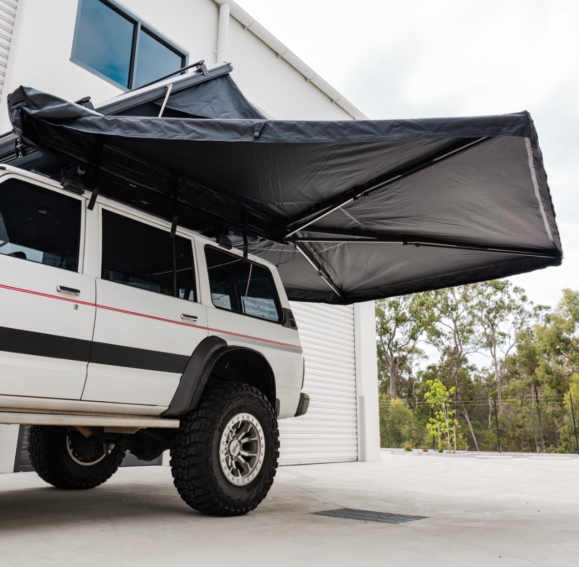 270 Degree Awning Gen 2 Inbuilt Lights & Tent Access Hole