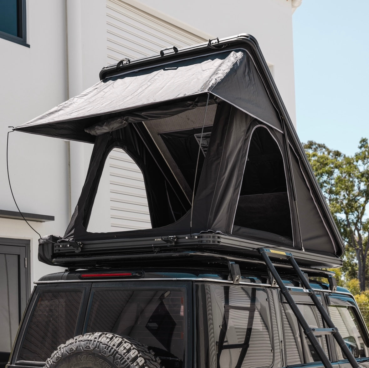 Fuel Guzzla Roof Top Tent V1