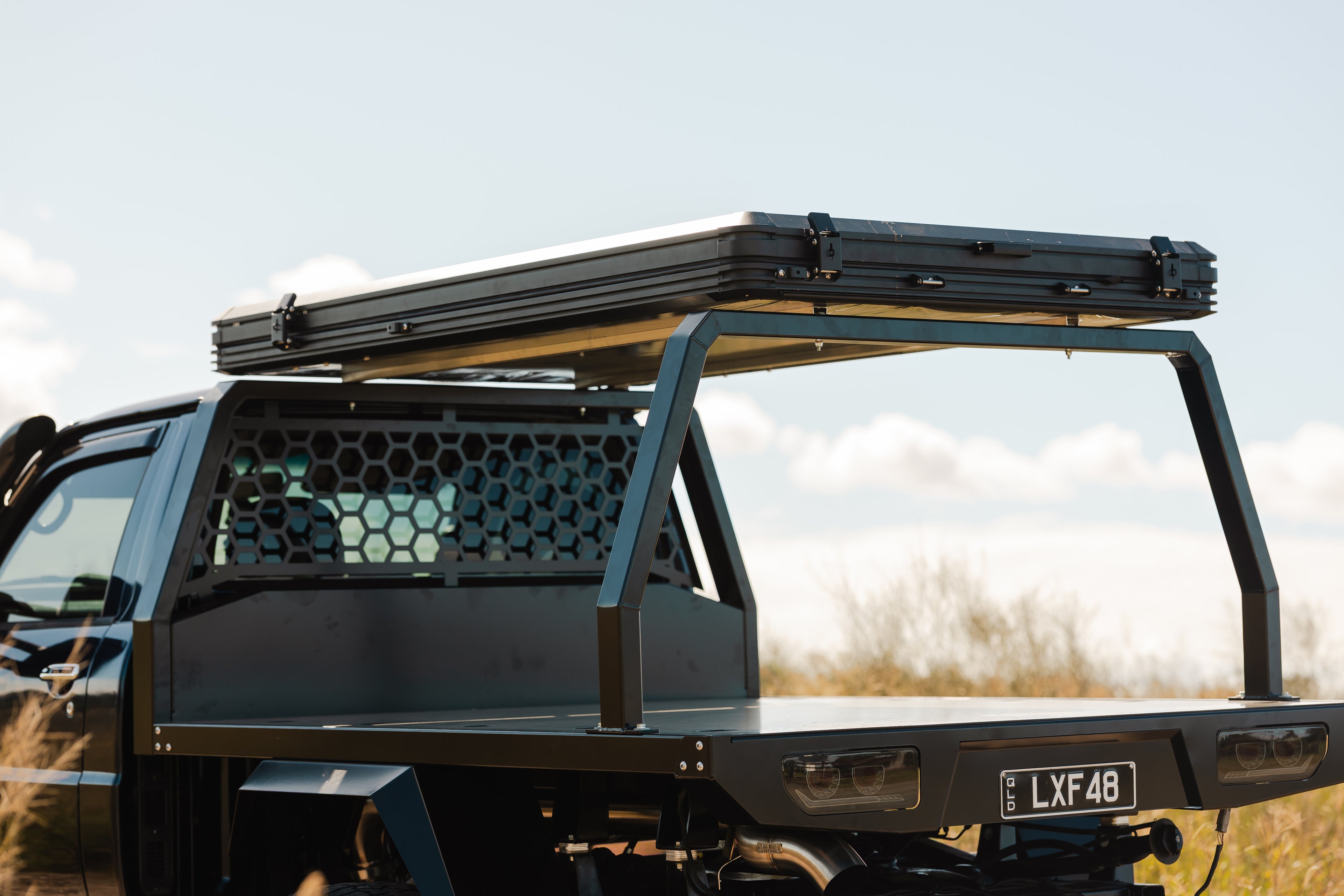 Fuel Guzzla V5 X-HINGE Rooftop Tent & 270 Degree Awning Bundle